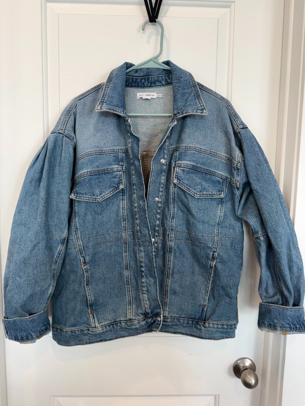 Good American Denim Jacket Size Medium Like New